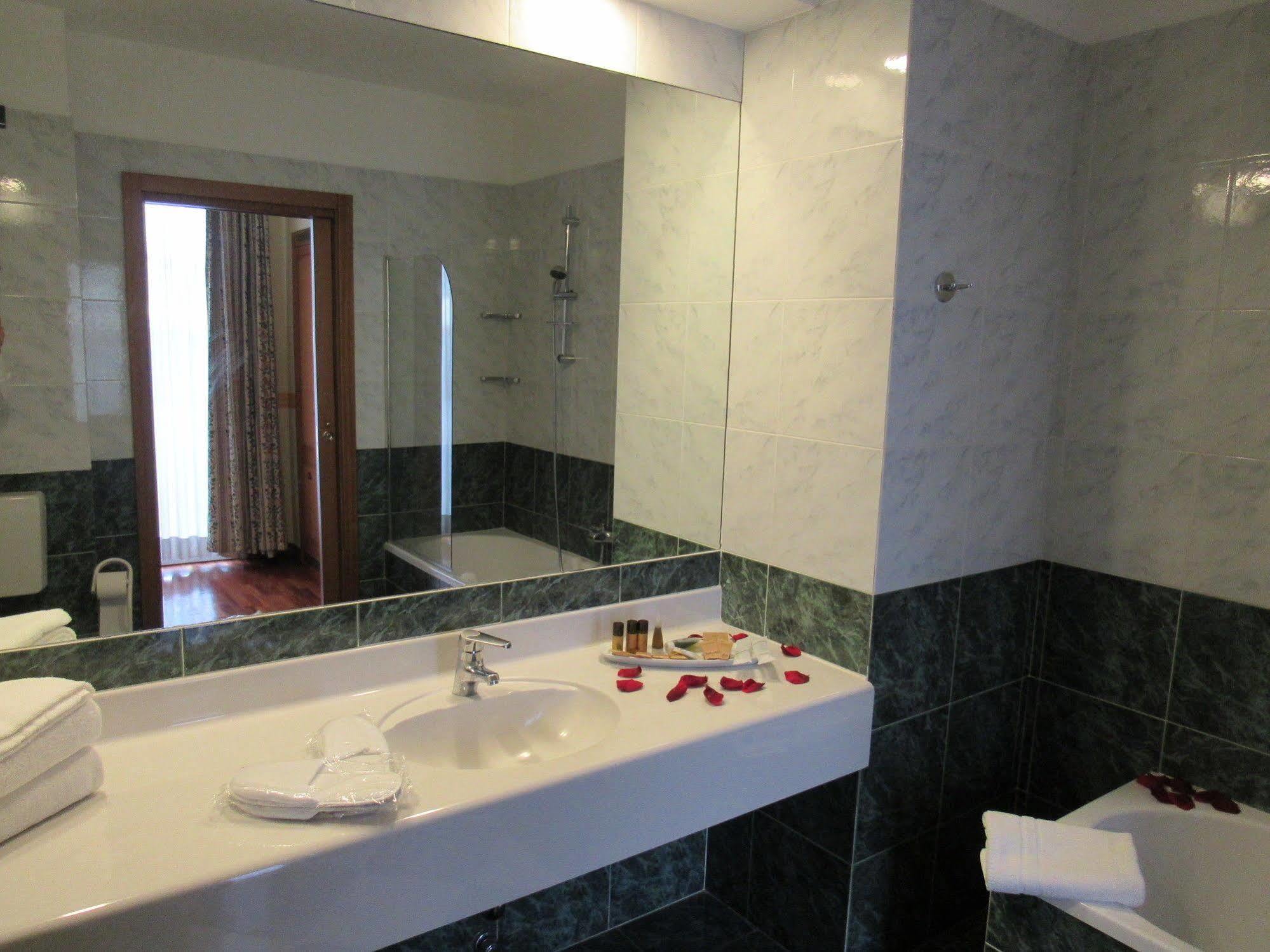 Green Hotel Settimo Torinese Zewnętrze zdjęcie