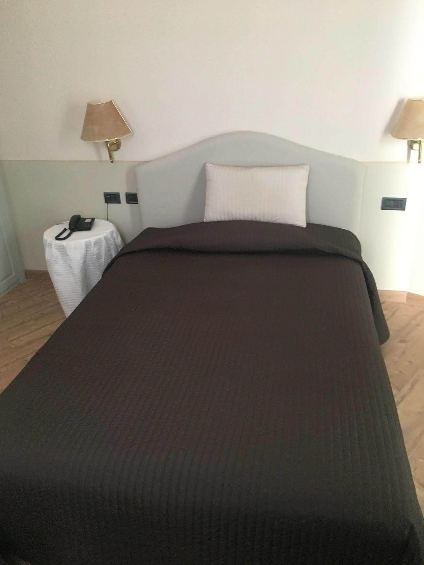 Green Hotel Settimo Torinese Zewnętrze zdjęcie